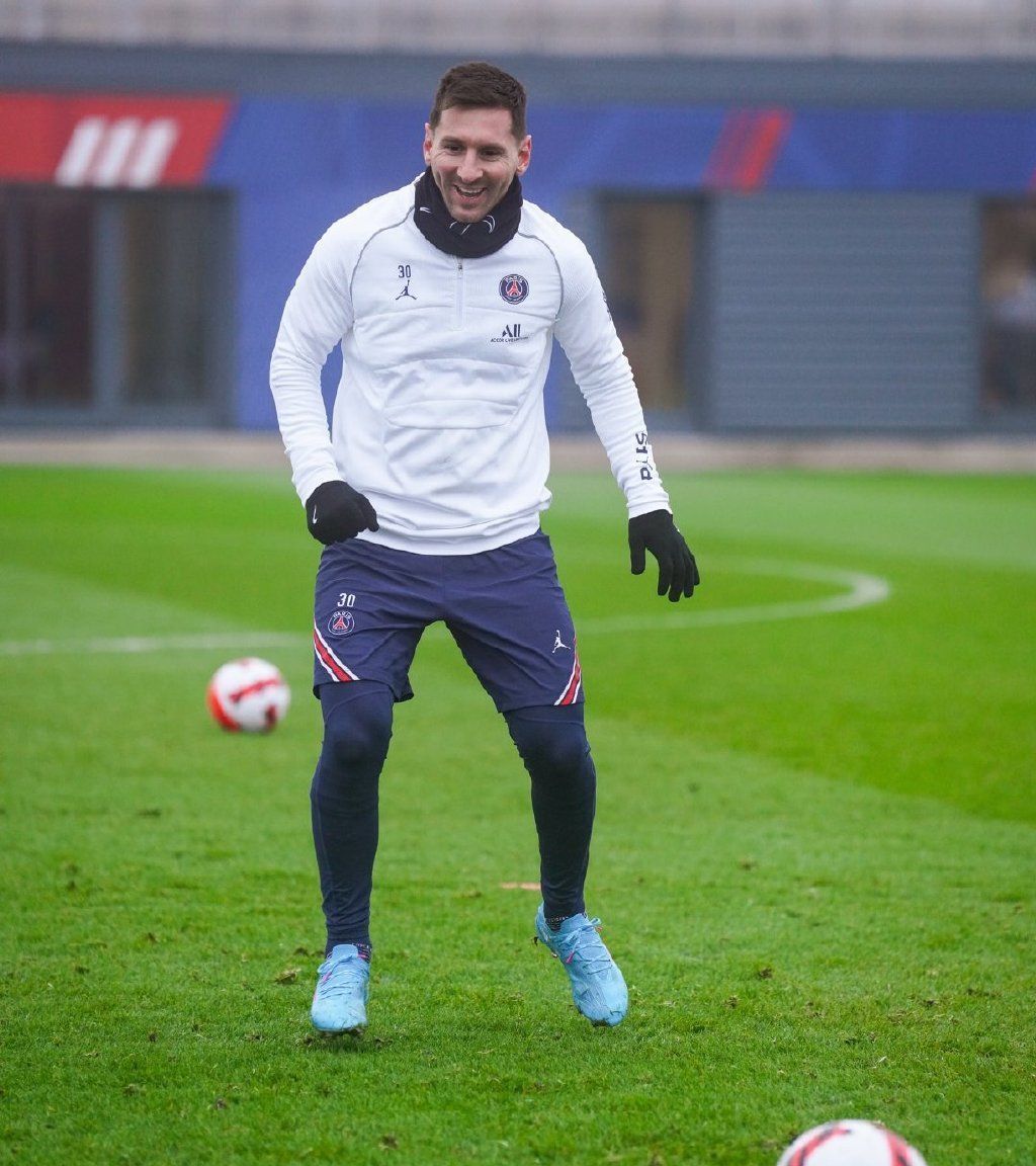 上游芯片卖爆，下游利润微薄，厂商困在了千亿美元的可穿戴市场